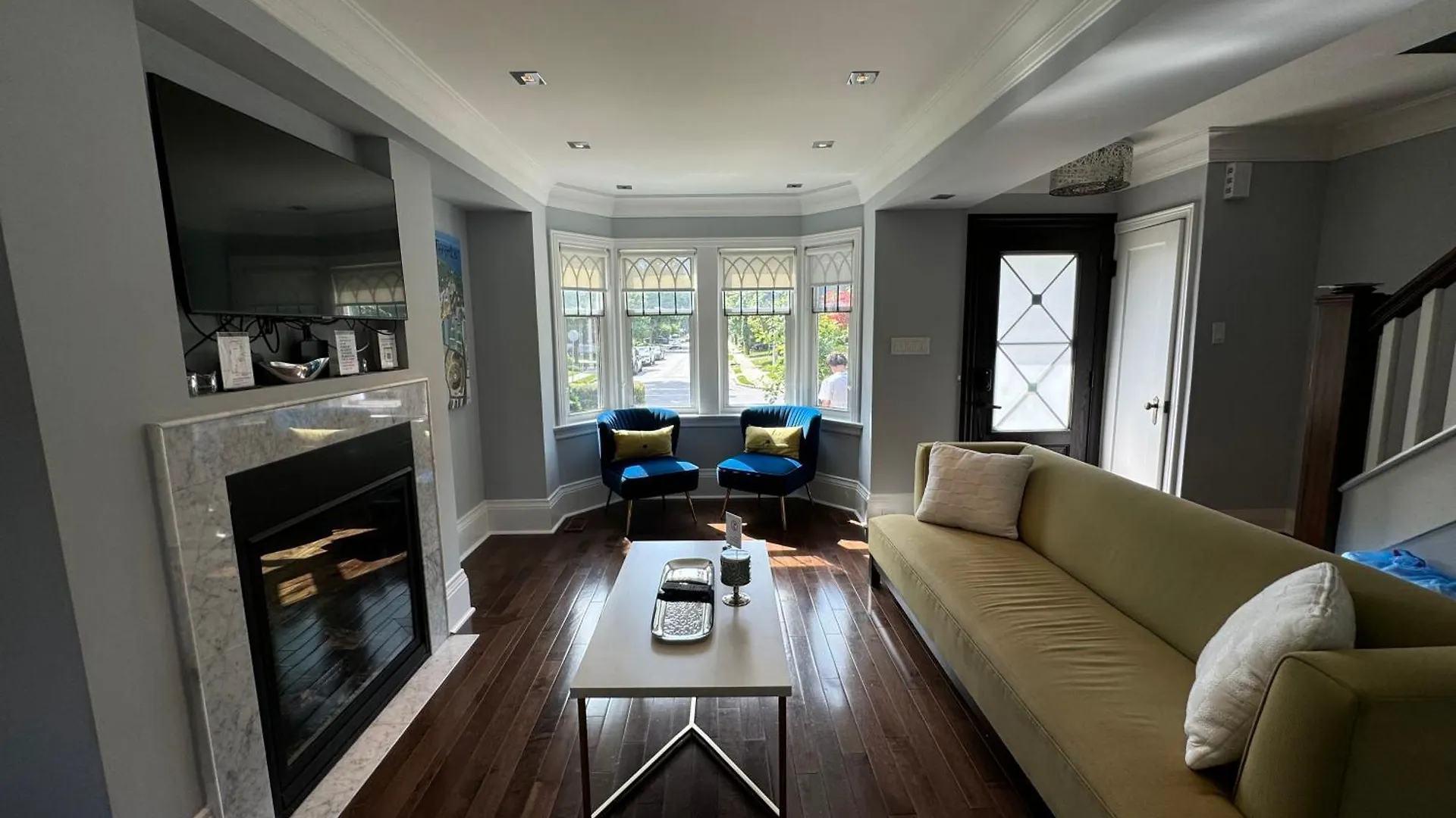 Leaside Rental With Great Backyard & Pool Toronto 0*,  Canada