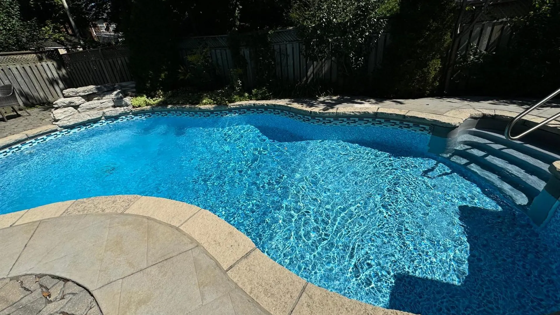 Hébergement de vacances Leaside Rental With Great Backyard & Pool Toronto